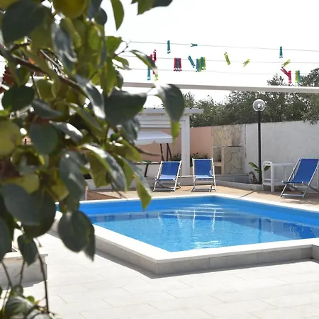 Gioia 3* Villaggio Peruzzo